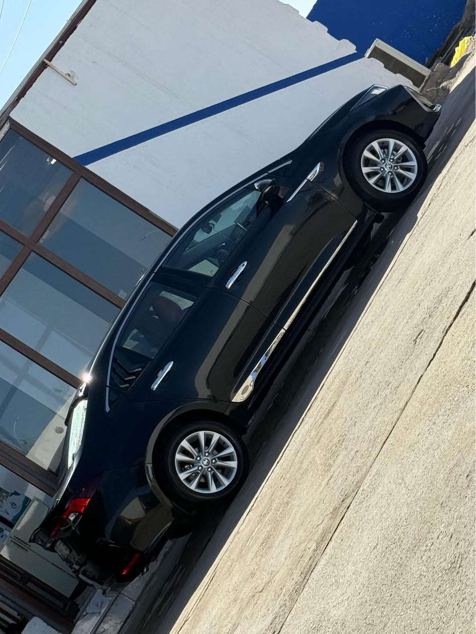 السلام عليكم 
كورلا 2023 خليجي شركة مهند 
كفاله عامة رقم سليمانيه لون اسود 
داخل قيسي
كشنات جلد 
فتحة سلايت 
سيارة على وضع الشركة ماشيه 15 الف كيلو 
المكان /صلاح الدين بيجي 
السعر/175 وبيها مجال 
الرقم /*********** تكريت, صلاح الدين
