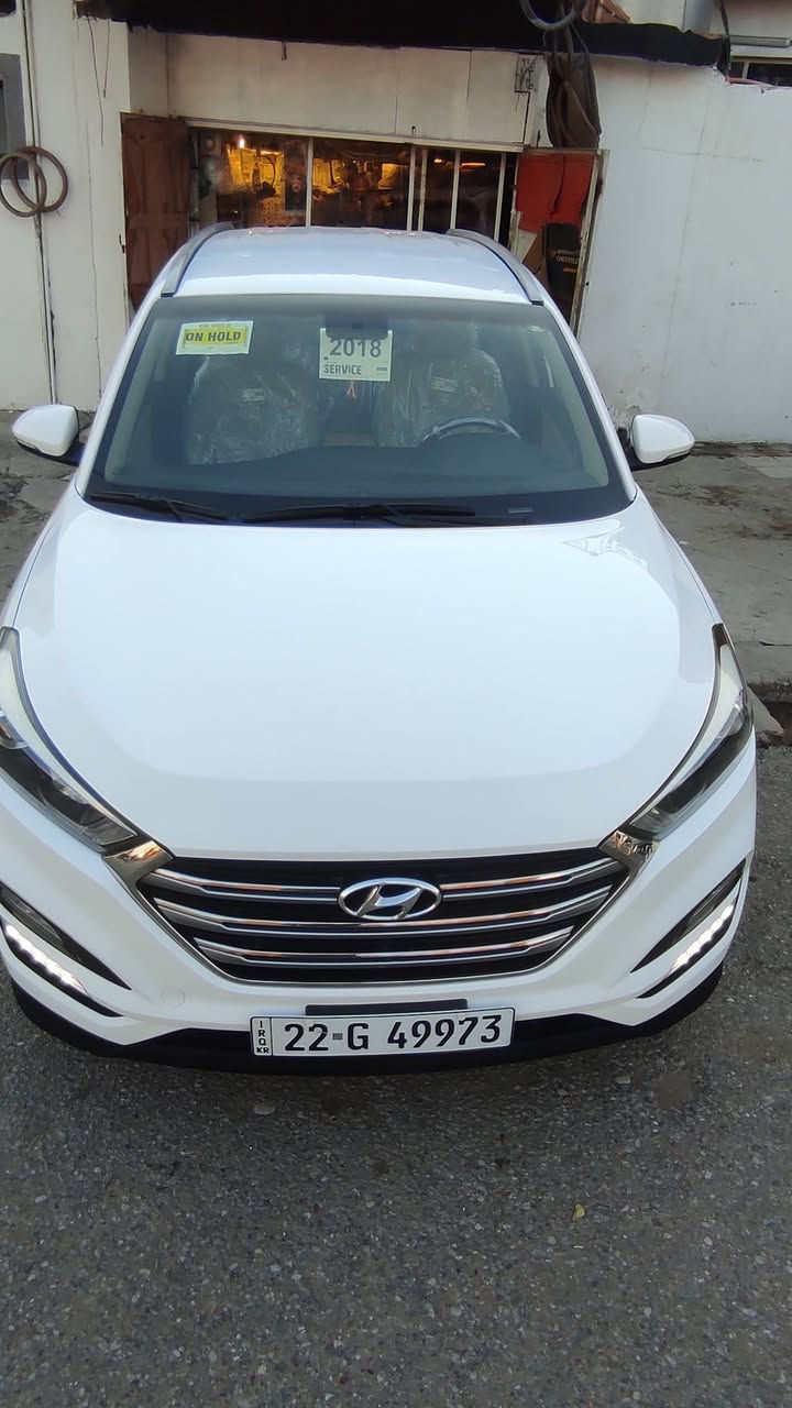 السلام عليكم توكسن موديل 18خليجي رقم اربيل الجديد ماشية 99الف كيلو السيارة نظيفة بيد الشرعي من الشركة مواصفات حساسات مري شفط اشاير بالمري ويل كب لد زنون تبريد قطعتين منفصل تحكمات ستيرن بلوتوث وبعد بيها مواصفات السيارة بيها ربع باب السائق صبغ ومكانين كارت شرط التحويل هزة جديدة مكان السيارة موصل السعر 175 ومجال للاستفسار الاتصال على الرقم التالي ***********
