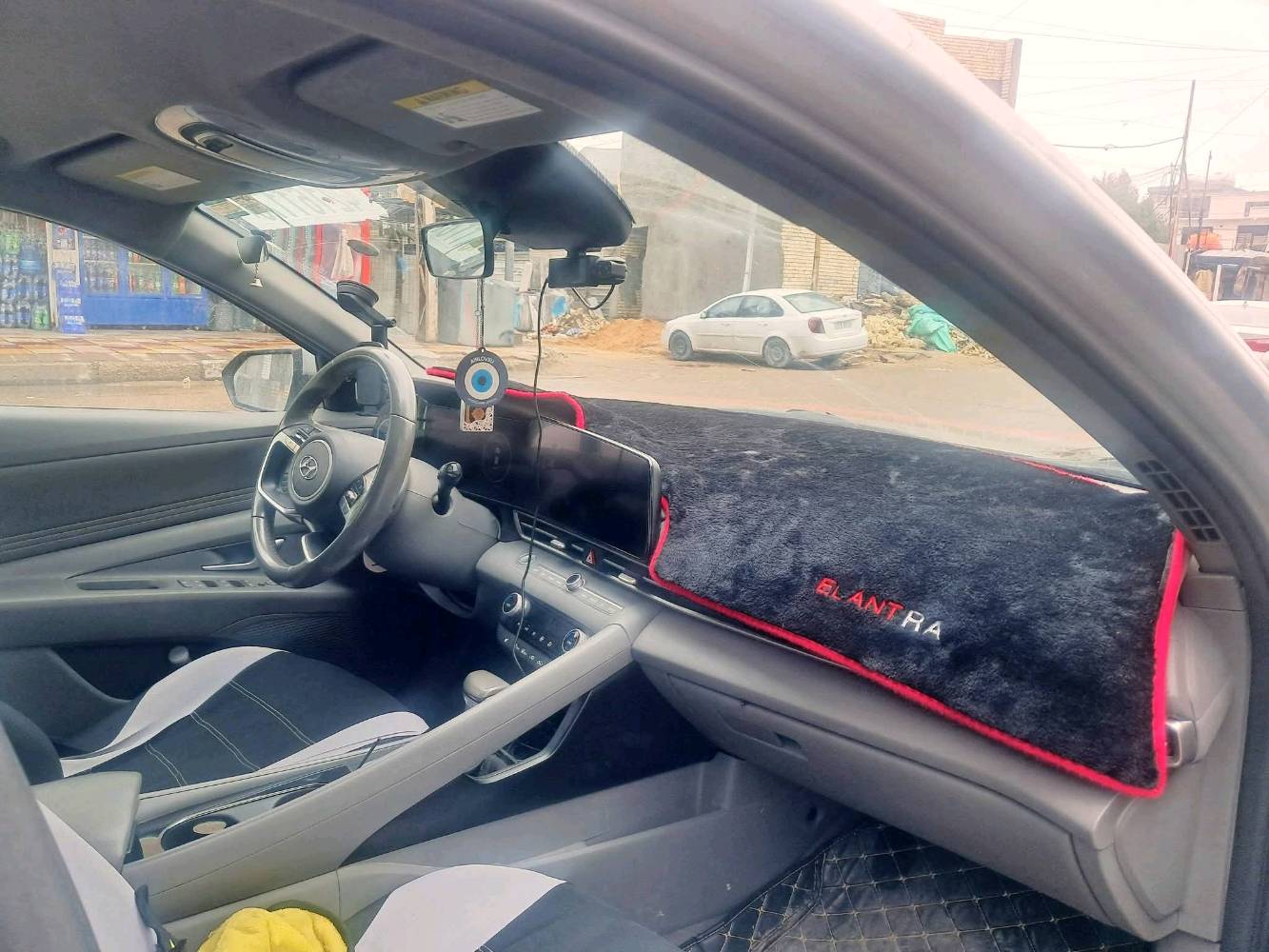 لنتره للبيع 
 .مديل 2023
.حادث بنيد وجاملغ معمرات ليبل واحد صور الحادث مرفقه بصور اكو رصعتين بلقماراه واضحات بصور 
. ماشيه43
. مكينه 2000
. رقم بغداد بسمي 
. مواصفات النتره 
. بصمه تشغيل عن بعد 
. رادار جانبي 
. رادار امامي
. رادار تحديد مسار 
. مثبت سرعه 
. مانع انزلاق 
. تشغيل عن بعد 
شاشه ملتسقه
كشنات تدفاء
سعره142
عنوان بغداد الدوره 
***********