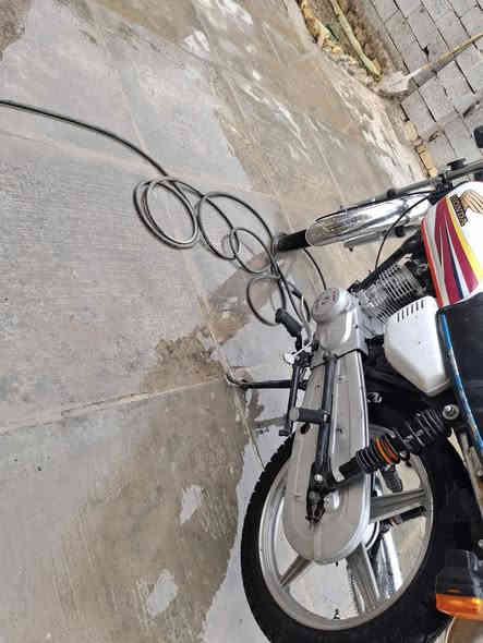 دراجه يراني هوندا موديل 2019 مجفته ستوه محرك 125 وراق صوليه  السعر 475مكان الديوانية قضاء الشاميه  هاذه رقمي ***********
