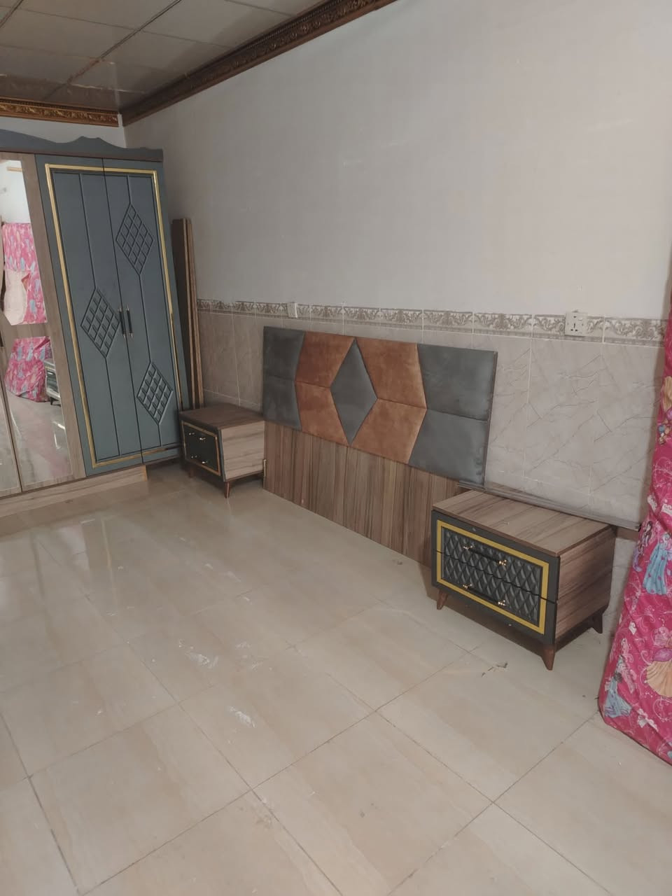 غرف نوم ٥ قطعه سعر ٤٠٠ الف ويا شده نقل كامل داخل اربيل مجاني شراي يجي خاص *********** واتساب

