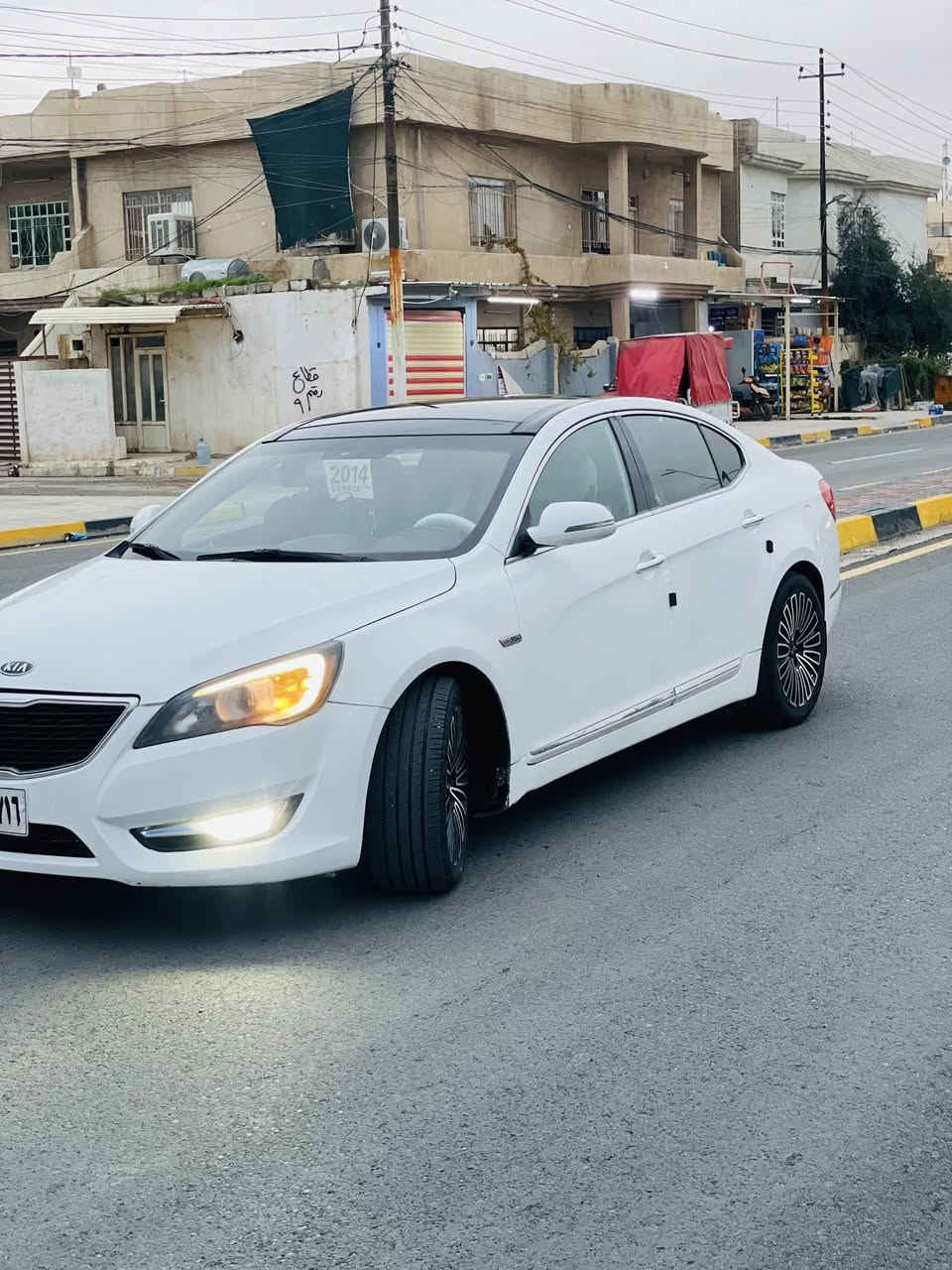 السلام عليكم

كيا كادينزا 2013 vip

حدادية سياره كفاله بدلتها قبل شهر نفض بلكامل اصليه وكاله مع تايرات جديده اصليات وادامه بلكامل منضومة الاحتراق بلكات ونوزلات 

السيارة فول ١/١ 

المواصفات✅

✅ محرك 3500 دوش 6 سلندر 

✅ تشغيل بصمة مع بصمة الابواب الاماميه 

✅ نظام ترحيب

✅ انارة بالمرايات والابواب الامامية

✅ كاميرا وحساسات خلفية

✅ حساس ماسحات

✅ بردة خلفية متحركة

✅ كشنات كهربائية جلد تدفئة وتبريد

✅ لوحة تحكم بالكشن الخلفي + تدفئة

✅ تحكم كامل بالستيرن

✅ شفتات ستيرن رياضي بلادي 

✅ نظام ترحيب   

✅ مري شفط مع الاشاير

وباقي مواصفات الكادينزا معروفه

ملاحظة : السياره ظررها صفحة اليمين جهة النفر وسياره مصبوغه صبغ عام ورقمه نينوى صدامي وسياره ب الحقيقه احلا من صور

سعرها : قفل٨٠ ورقه 

التواصل : ‭٠٧٨٨ ١٠٠ ٧١٧٧‬
