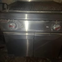 عندي كريل فحم مشتغل يوم ماركت سكوفير  ٠٧٧٨٠٠٧٩٣٦٠