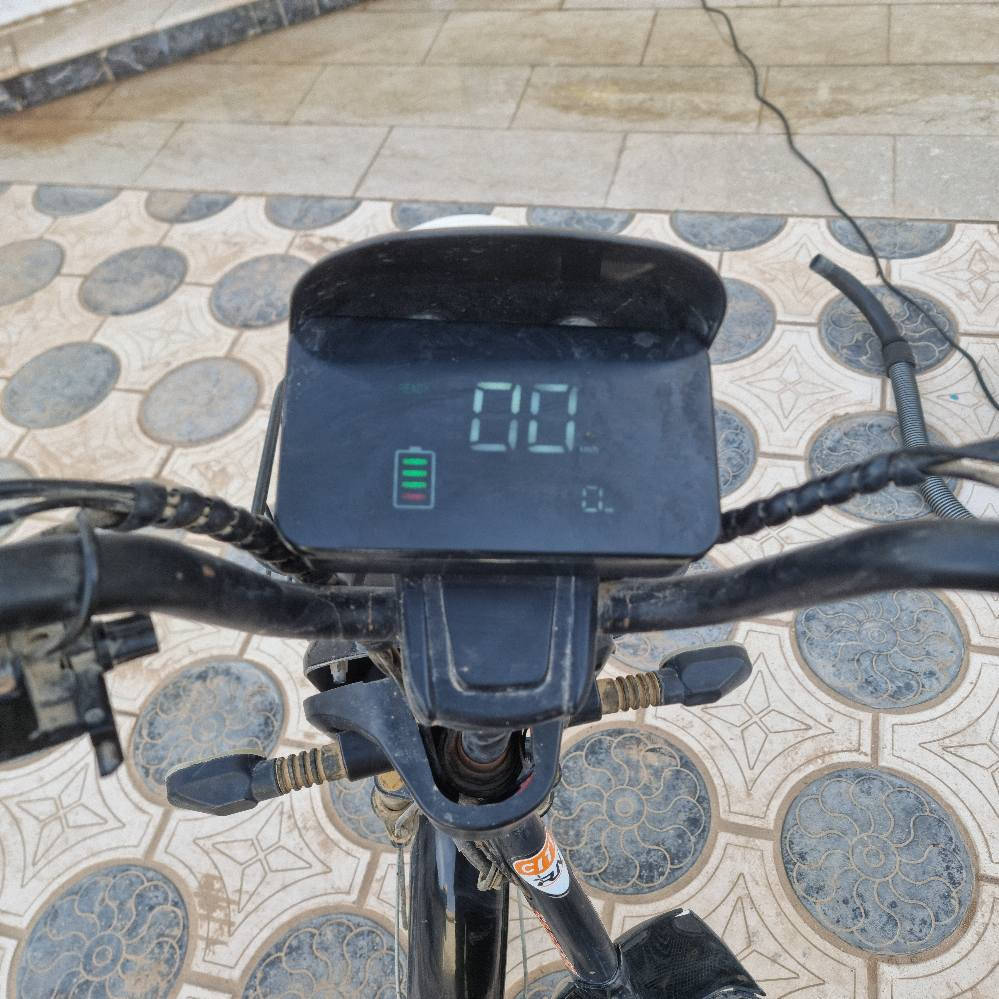 دراجة كهربائية عملية 
4  نمرات
سرعة ٦٠ حقيقي
بطارية جديدة 
مع بايدر
شاحنة شحن سريع جديدة استخدام قليل جدا
بيها نواقص بسيطة دبل اشارة ماكو 
شاشة عداد سرعة مو شغال فقط عداد شحن شغال تفيد الشغل ماتعطل ابد منا لسنتين
مدة شحن طويلة للاستخدام حوالي يوم كامل
دبلات قوية 
مكاني شارع المعمل كوفة 
سعرها ٢٠٠ وبيها مجال بسيط
بيع مستعجل كلش 
مراوس موجود النجف, العراق


**إذا كنت صاحب هذا الإعلان وتريد حذفه لأي سبب، رجاءا أرسل رسالة إلى الدعم الفني**