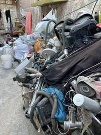 اخوان غراض منزلي محل كامل اكو يشتغل واكو عطلان ابيع كوم حديد الي يفيده...