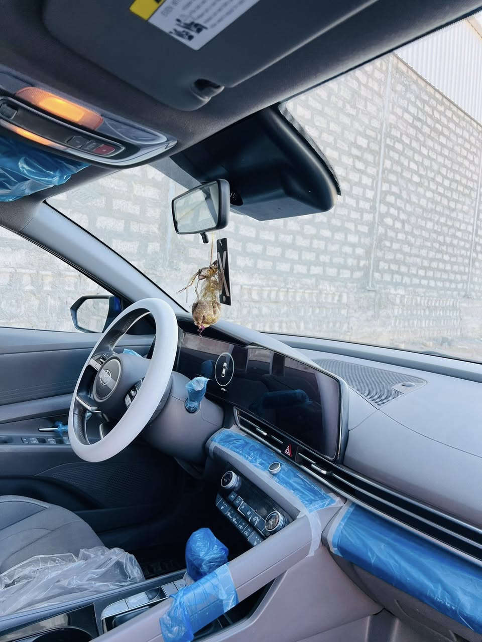 السلام عليكم الانتره 2023 رقم بغداد  وارد امريكي موصفات
بصمه تشغيل ⏺️

اشاره ترحيب 🎶💡

تشغل عن بعد 🔄

مثبت سرعه ⏯️

شاشه متصله ♾️

تحديد مسار 🔝

صندوك ذكي ✔️

سايد بريك بصمه 🔵

ماشيه 41mi ميل 🟢

3️⃣ وضعيات قياده ⏸️

رادار امامي ⚠️

مانع انزلاق ➿

اوتو هولد 🔻

شاحن لاسلكي ⚡️ 

السعر 152 مجال بسيط صور الحادث بل منشور  فقط بارد بدون دواخل بدون ارباك للاستفسار اتصل ***********

