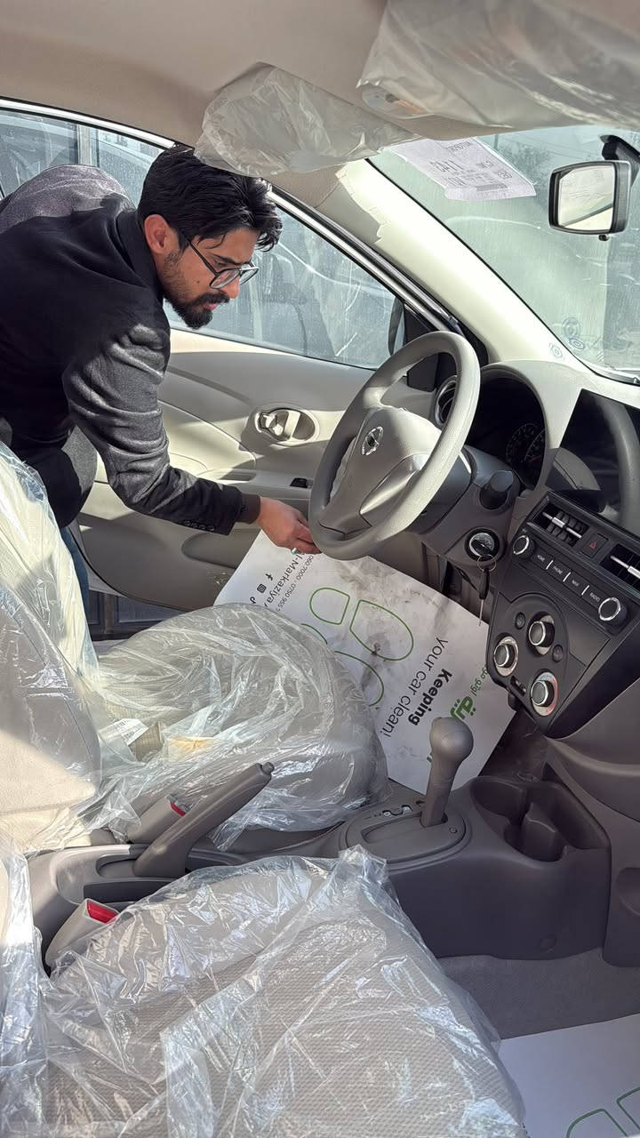 السلام عليكم نيسان صني اصل هندي ام البليته الزركه 2025 اربيل صفر كيلو السياره ب اسمي تريد وكاله تريد مداور  كفاله عامة للاستفسار الاتصال *********** مكاني النجف الاشرف
