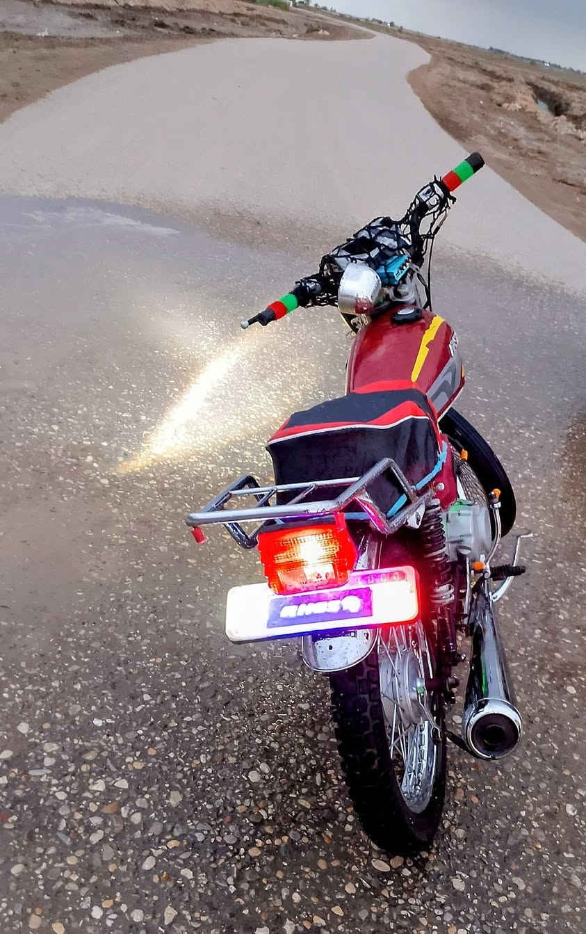 سلام عليكم ورحمة الله ♥دراجه ارشه موديل 19اوراق اصولي بوري رفيع محرك 21  مفتوح ولفات  كهربائيات شغاله   كله  تفاصيل اكثر خاص  ولشراي بيه خير ويدلل


**إذا كنت صاحب هذا الإعلان وتريد حذفه لأي سبب، رجاءا أرسل رسالة إلى الدعم الفني**