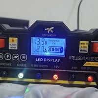 شاحن بطاريات • شاحن ذكي • جديد مفحوص