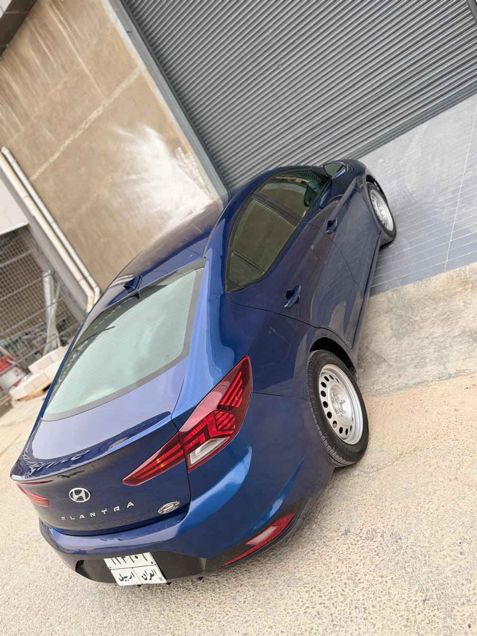 النترا موديل 2019
وارد امريكي سياره نضيفه كير مكينه جدد
بيه صبغ بنيد ونص جاملغ بدون داخل
تفاصيل اكثر ***********
