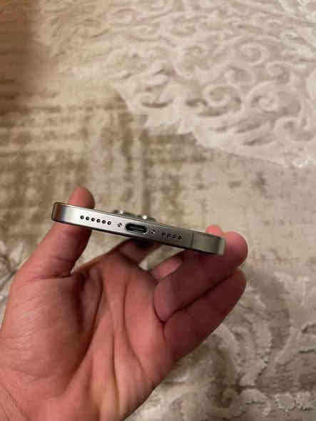 ايفون 15 بروماكس تيتانيوم 
ذاكره 256
بطاريه 86
نظافه فول 100‎%‎
سعر مليون 100 بي مجال
***********
حاليا بكركوك
