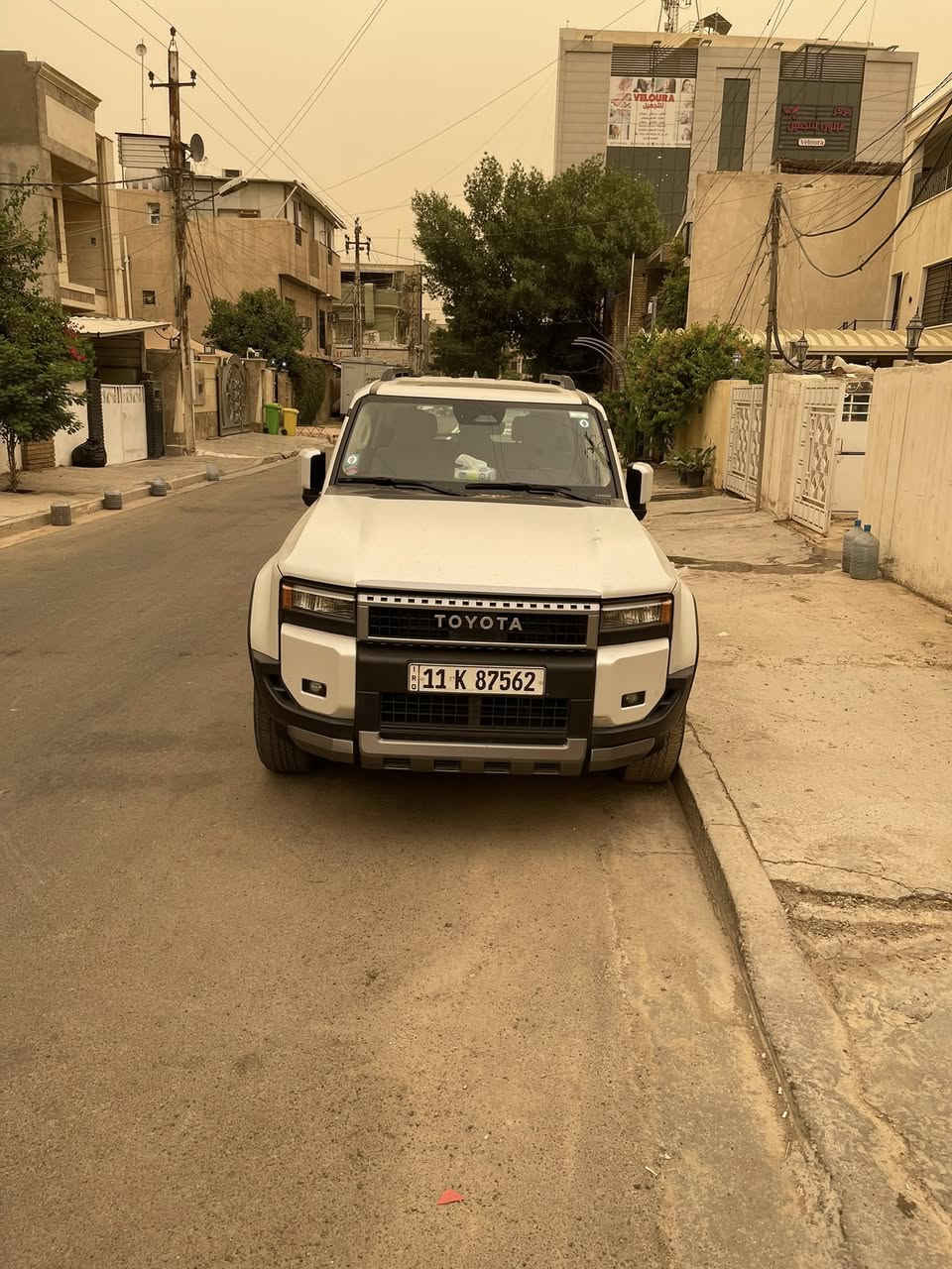 برادو موديل 2024
R3 كامل مواصفات
مكفوله 
ماشيه 31 ألــف
الاستفسار /***********
السعر 47500
سبعه واربعين ألــف  وخمسمائة  دولار
