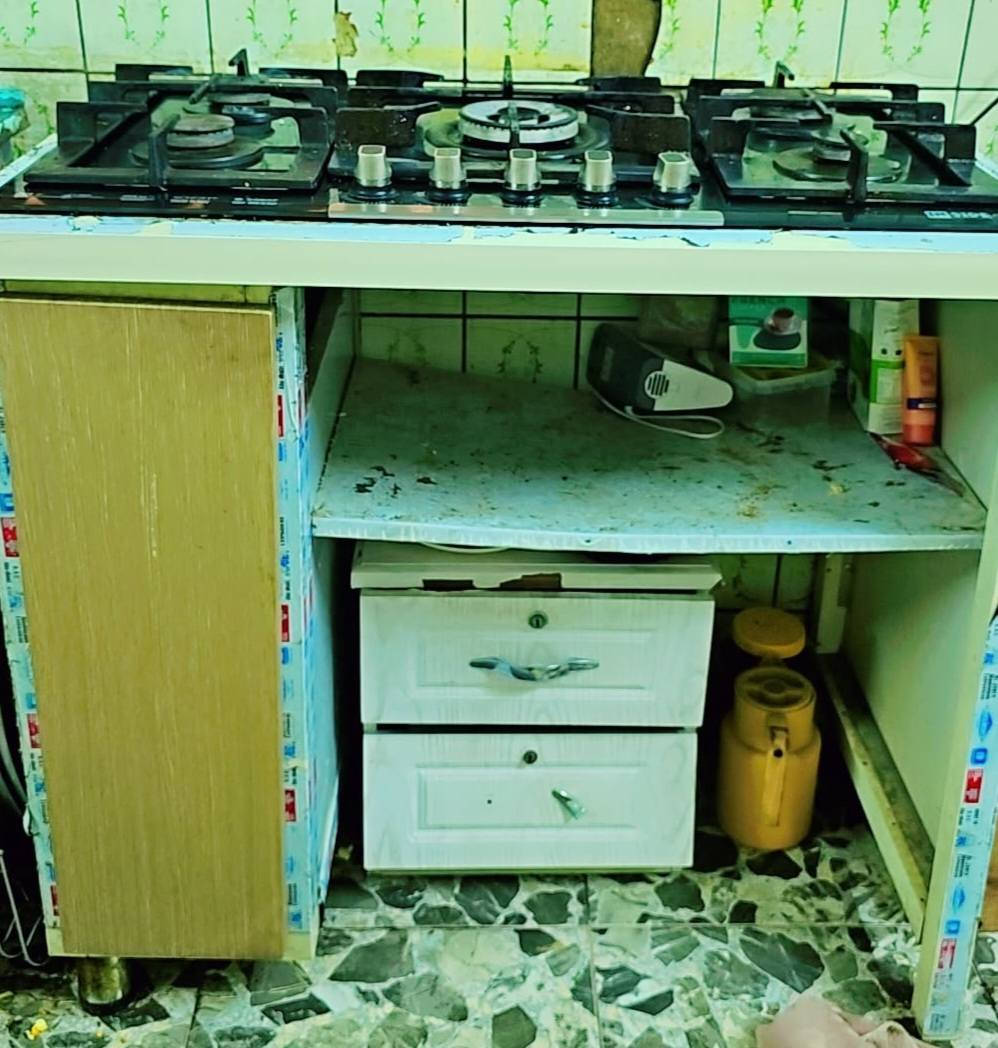 طباخ إيطالي ٥ عيون منضدي مع كاونتر وبي سلة لوضع الزيت وباقي المواد نظيف جدا جدا ٨٥ وبي مجال المكان بغداد


**إذا كنت صاحب هذا الإعلان وتريد حذفه لأي سبب، رجاءا أرسل رسالة إلى الدعم الفني**