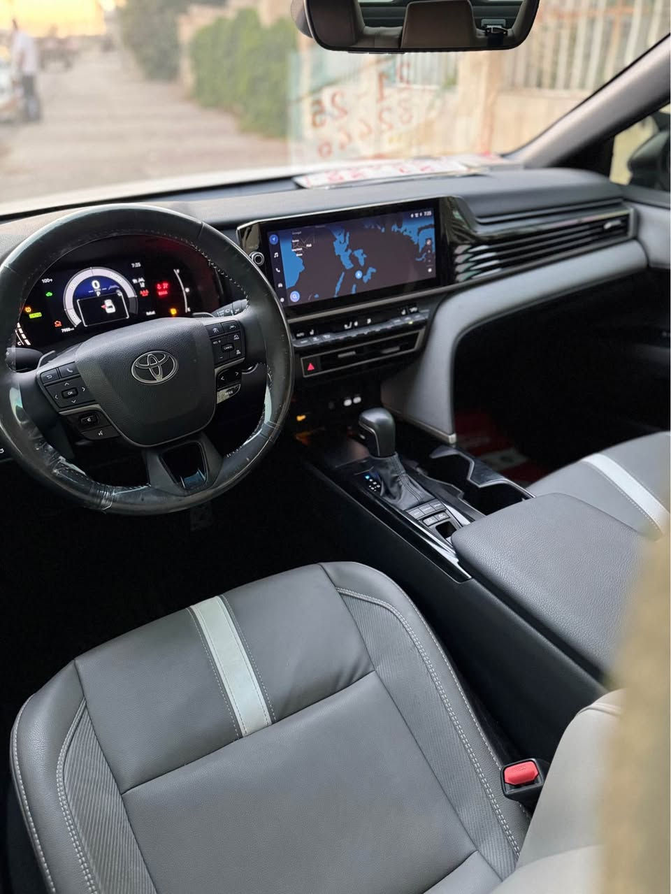 بسم اللّٰه الرحمن الرحيم
بەناوی خودای گەورە 
Toyota camry 2025 hybrid
تۆیۆتا کامری مۆدێل ٢٠٢٥ هایبرید
مواسەفات  SE Plus 🔋
چوار مۆدی لی خورین
Eco Normal Sport EV
گێر ئۆتۆماتیک گێر لە سوکان گێر سپۆرت کوشن کارەبای کوشن جلد بریک بەسمە ئەوتۆ هۆڵد 
ناو کریمی  سەیارەکە زۆر زۆر جوان و پاکە گیر مەکینە کارەبای هەموو گیانی بە شەرت 
سەیارەکە ٧ مایل ڕۆشتتووە زۆر زۆر جوان و پاکە کامیل سیرفزی بۆکراوە کارپلەی تەحدیل سورحە شاشە کامیرا لایت لید و حەدەسە
ڕادار بەردی سالەنسا بە شەرت 
سەیارەکە دوو پارچە بۆیاخە 
کەمیک ناوی گرتوە   
 سەیارەکە توند و تۆڵە هەموو شتێکی بە شەرت چوار تایە و ویلی لۆکی لە ژیرە هەموو شتێکی بیلادیە و بەشەرت پاتری هایبرید هەموو شتێکی بە شەرت 
سەیارەکە رەقەم کاتیە بە شەرتی رەقەم کردن 
ناونیشان ڕانیە حاجیاوا 
فایبەر وەتس ئەپ 
*********** السليمانية, العراق
