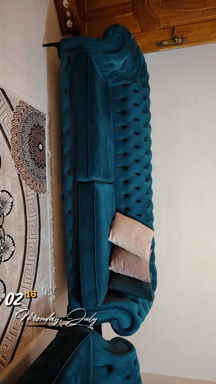 مرحبا تخم للبيع ٨ مقاعد كولش جديد مسوينه يم برونز للاثاث سعر شراء مليون واريده ب٦٠٠ رجاء بس شراي يدخل خاص رجاء الي  مو شراي لايدخل


**إذا كنت صاحب هذا الإعلان وتريد حذفه لأي سبب، رجاءا أرسل رسالة إلى الدعم الفني**