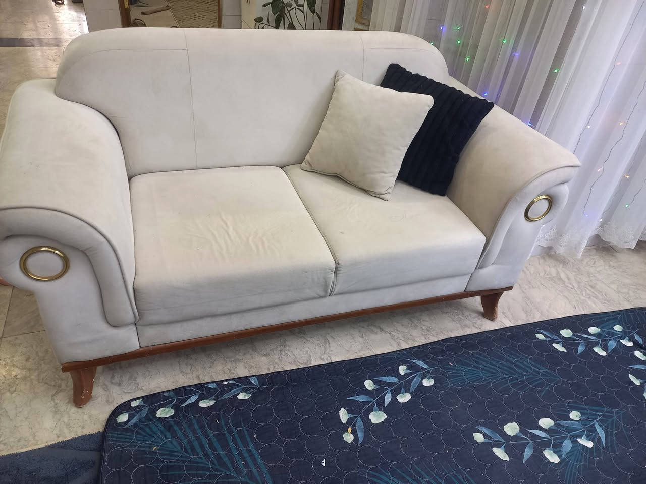 تخم تركي ٧مقاعد سعر ٤٠٠ المكان حي اور


**إذا كنت صاحب هذا الإعلان وتريد حذفه لأي سبب، رجاءا أرسل رسالة إلى الدعم الفني**