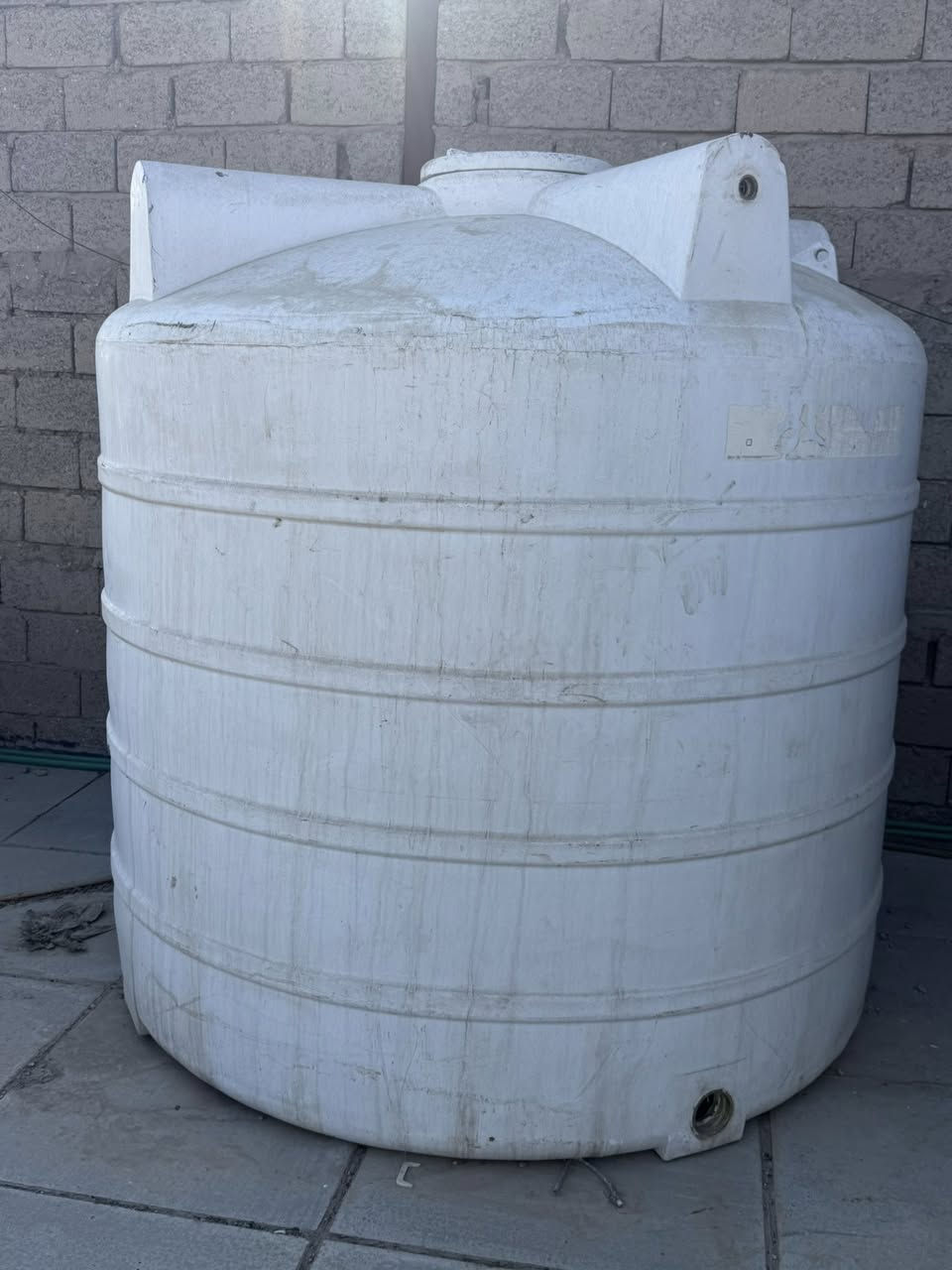 السلام عليكم 
خزانات عدد 2 الوطني الاصلي 
5 طبقات سعة الواحد 5000 لتر 
بغداد الامين الثانية 
السعر على الخاص
***********
بس واتس اب
