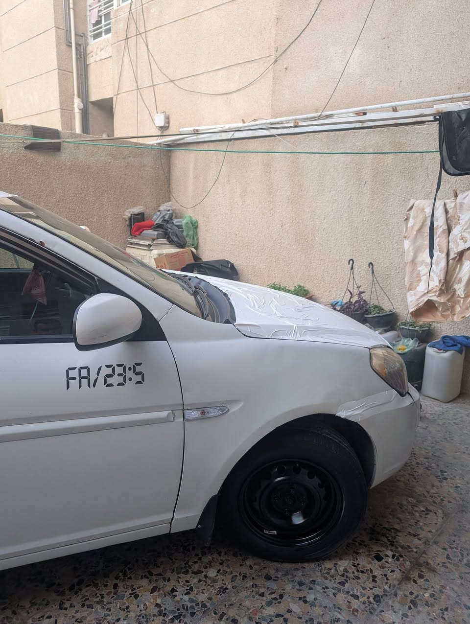 السلام عليكم
اكسنت دبدوب 2008 للبيع 🤍
السياره وارد امريكي بيها جاملغ خلفي وجاملغ امامي عكس سايق  
السياره مصبوغه حزام اثر شخوط
تحكم ستيرن 
شاشه اندرويد اصليه 
تدفئه تبريد جدد مجمده الهوه مالتها
هزه وسنويه جدد 
السياره ادامه كامله عليها بلكات نوزلات مجاول فيول بم
مغلفه فابلون للجماليه قماره بدون صبغ
الداخل مدوشم كامل جديد 
تخم تاير جديد + حداده جديده بس ناقصها بلنص وميزانيه 
السياره مال جني على ايدي مشتغلها ومرتبها 
السعر 72 وبيها مجال
المكان الغزاليه 
الرقم :***********
