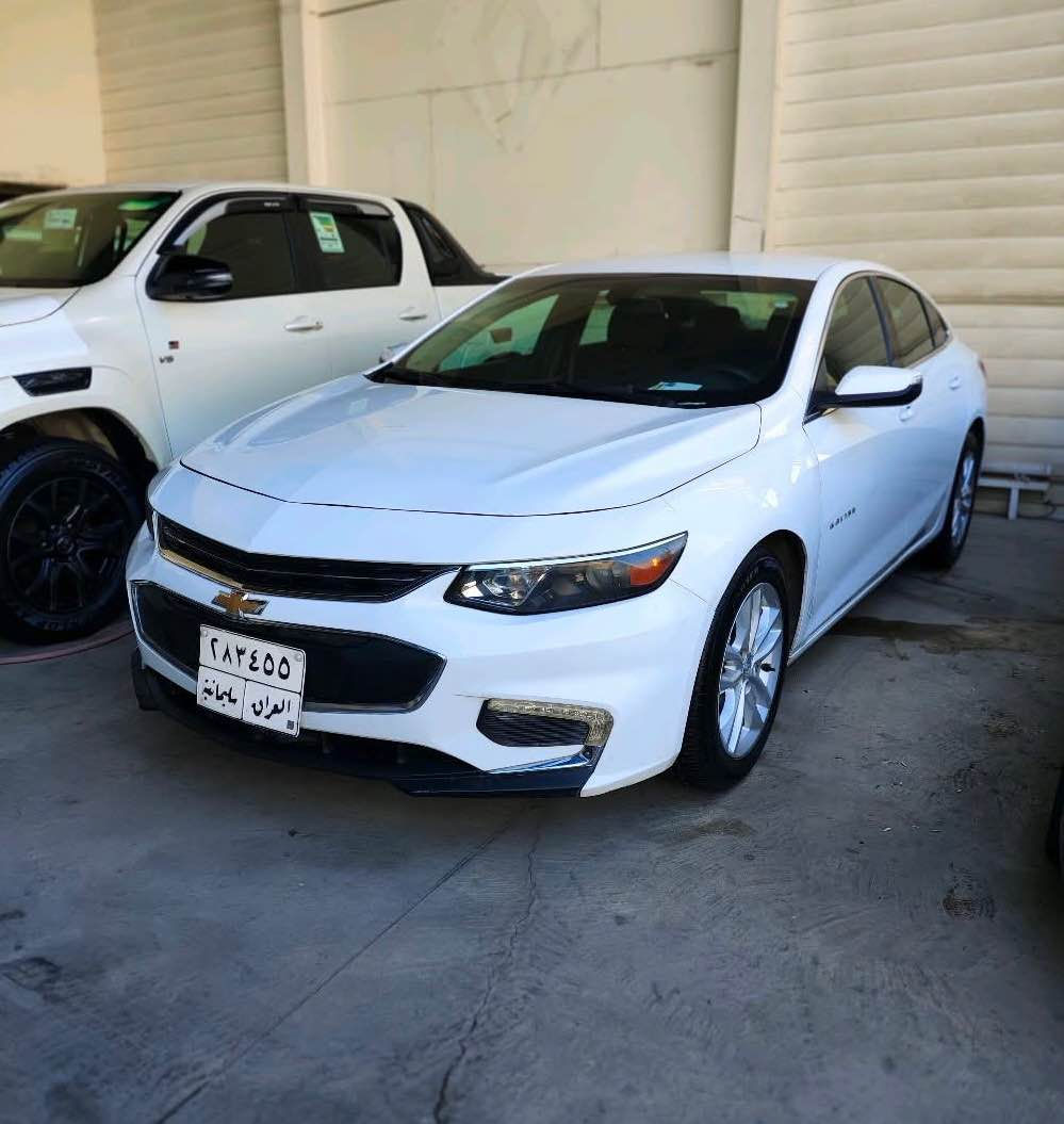 مالیبۆ مۆدێل 2018 رەنگی سپی بەفری
وەک کلین تایتل وایە
تەنها یەک بست لە بۆنیدی بۆیاخە بێ ناوگرتن بەشەرت 
رەسمی سۆنەر و لێدرانی دانراوە

 مواسفات LT کوشن کارەباو شەغال
مەکینەو گێر بەشەرت نەکراوەتەوە و بێ عەیبە 

تەنها 77 هەزار رۆشتووە
بەناوی خۆمانەوەیە
  
نرخی 109 ورەقە و مامەڵەیەکی کەم 
*********** Singapore
