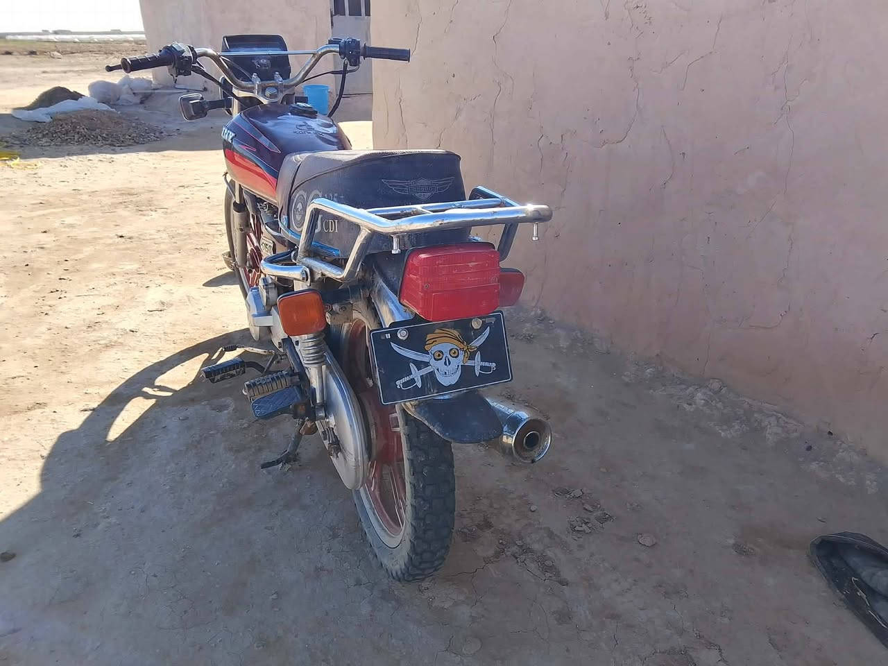 ماطور ايراني للبيع العنوان صلاح دين السعر 400 وبيه مجال للاستفسار الاتصال علئ الرقم ***********
