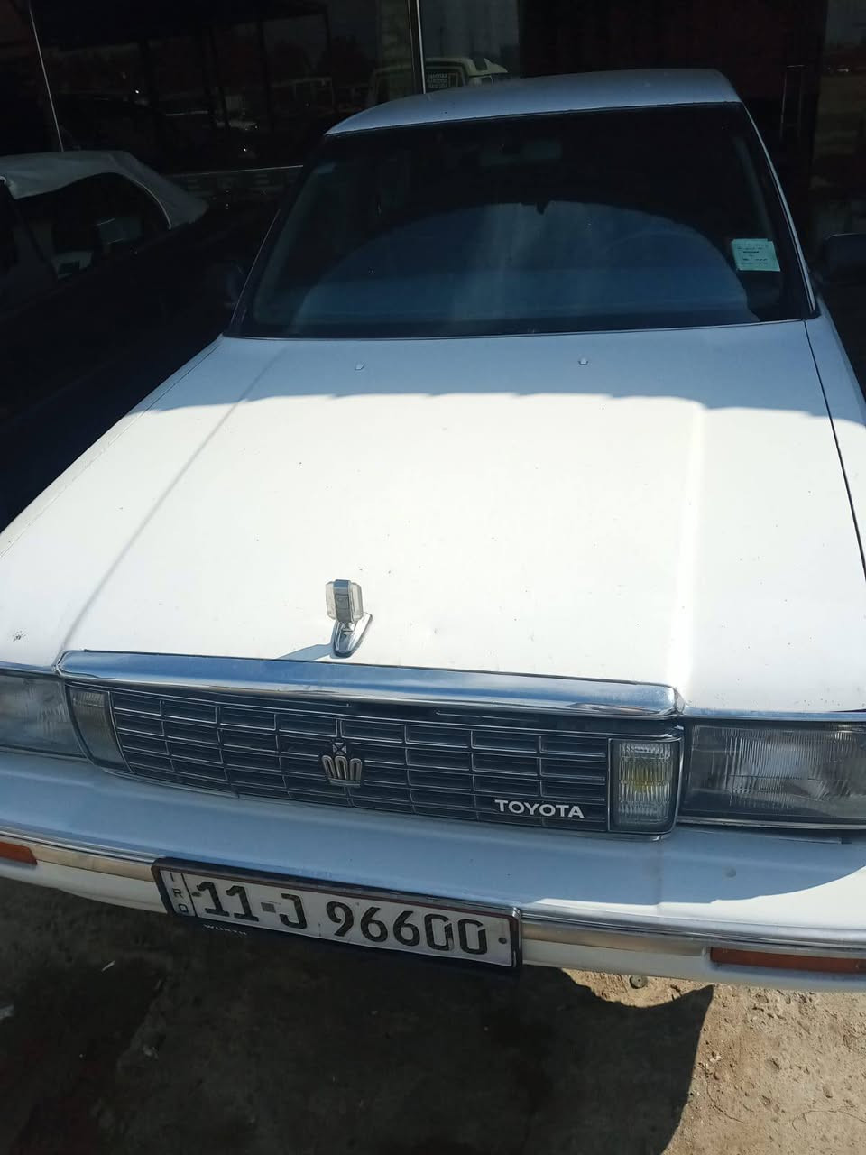 سوبر سيدان موديل 1990 بدون حادث بس هلالات الخلفيه مصبوغ كير مكينه بطه كامله السياره حداديه دبلات العنوان البياع السعر 65 ورقه ***********
