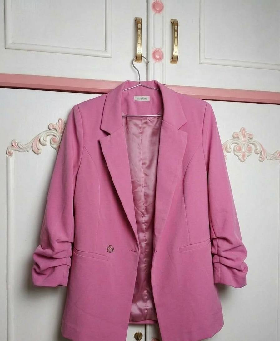 ملابس مستعمله قليل شحنه من صين للبيع
الاسعار: 

بدله بناتي: عمر 9/8 سعر 10

ستره نسائي وردي: وزن 65-70 سعر 10

فستان فيونكات:  وزن 75-80 سعر 15

فستان شتوي مع حزام:  وزن 75-80 سعر 10

سوت بناتي شتائي: عمر 9/8 سعر 5

(ملاحظة) 

١_ممكن اخفضلج على القطعة. 

٢_تخفيض شامل اذا اخذتي اكثر من قطعه.


**إذا كنت صاحب هذا الإعلان وتريد حذفه لأي سبب، رجاءا أرسل رسالة إلى الدعم الفني**