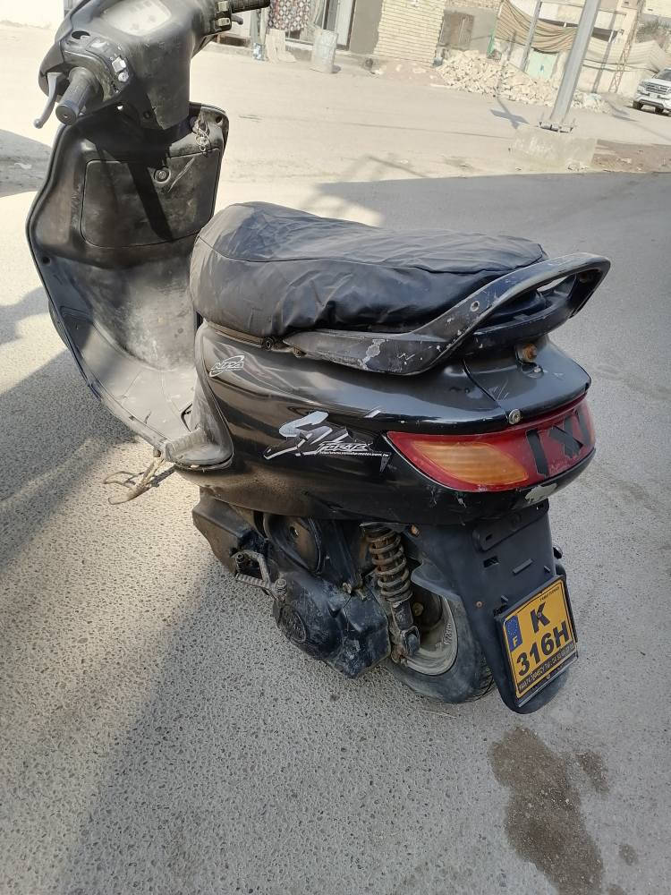 السلام عليكم للبيع دراجه فراشه نضيفه  شغال سلف هندر كهربايات كله شغاله السعر 250 وبيه مجال الاستفسار اتصال عله الرقم *********** فقط واتساب شغال لان الخط متوقف
