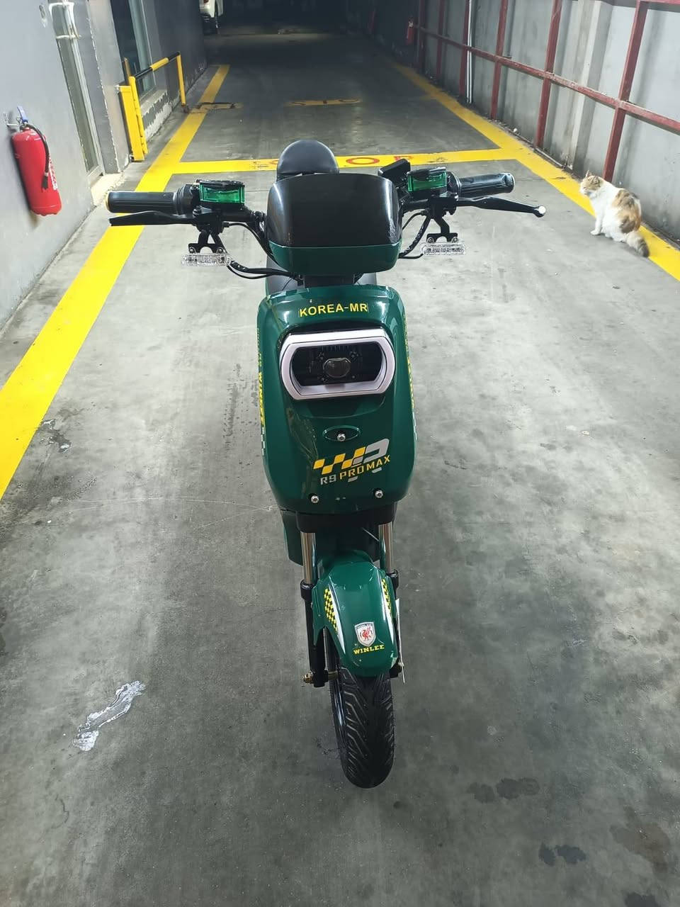 دراجه شحن للبيع 5 بطاريات دراجه جديديه اي نقص مابيها سعر 400 وبيها مجال
***********
