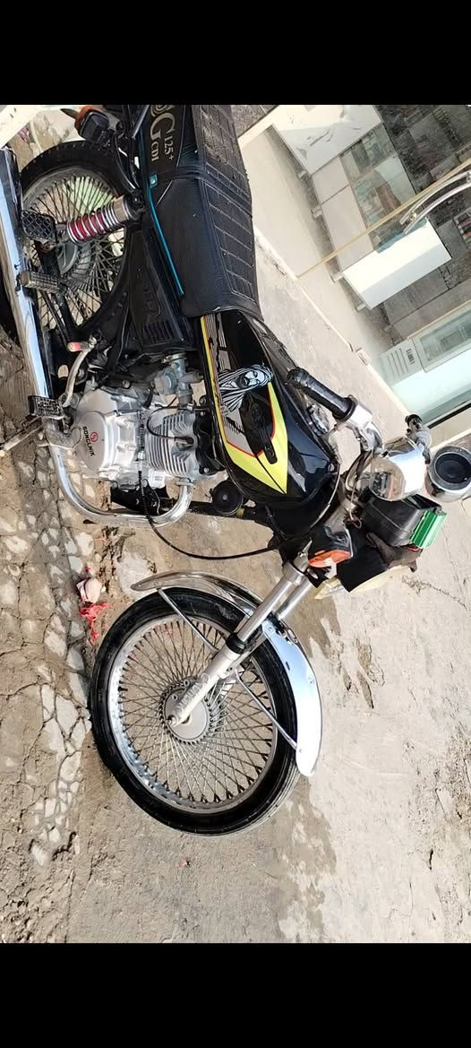 السلام عليكم اخوان للبيع ٤ كير موديل ٢٢ محرك ٢٠٢٥ كفاله عامة الدراجه نضافة كدامكم أوراق كامله اصوليه المكان بغداد دورة ابو دشير السعر ٦٠٠ بيها مجال
*********** واتساب
