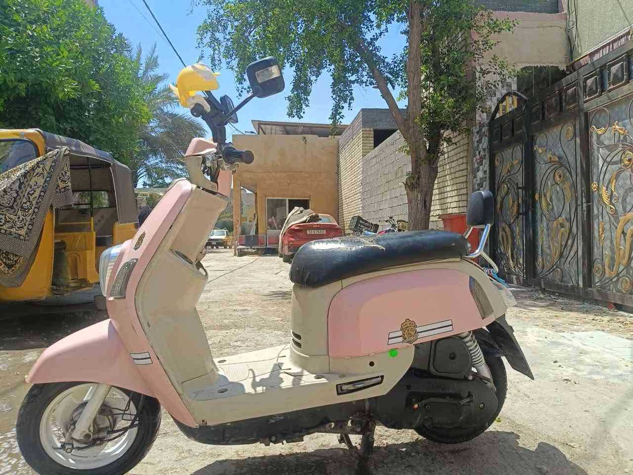 سلام عليكم دراجه بوليس للبيع مقفوله من كل شيء سعر 700 وبيها مجال رقم ***********
