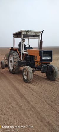 تركتر بلاروس شرط محرك وكير جاهز  من كلشي  بدون  مكان الموصل شراي خابر ...