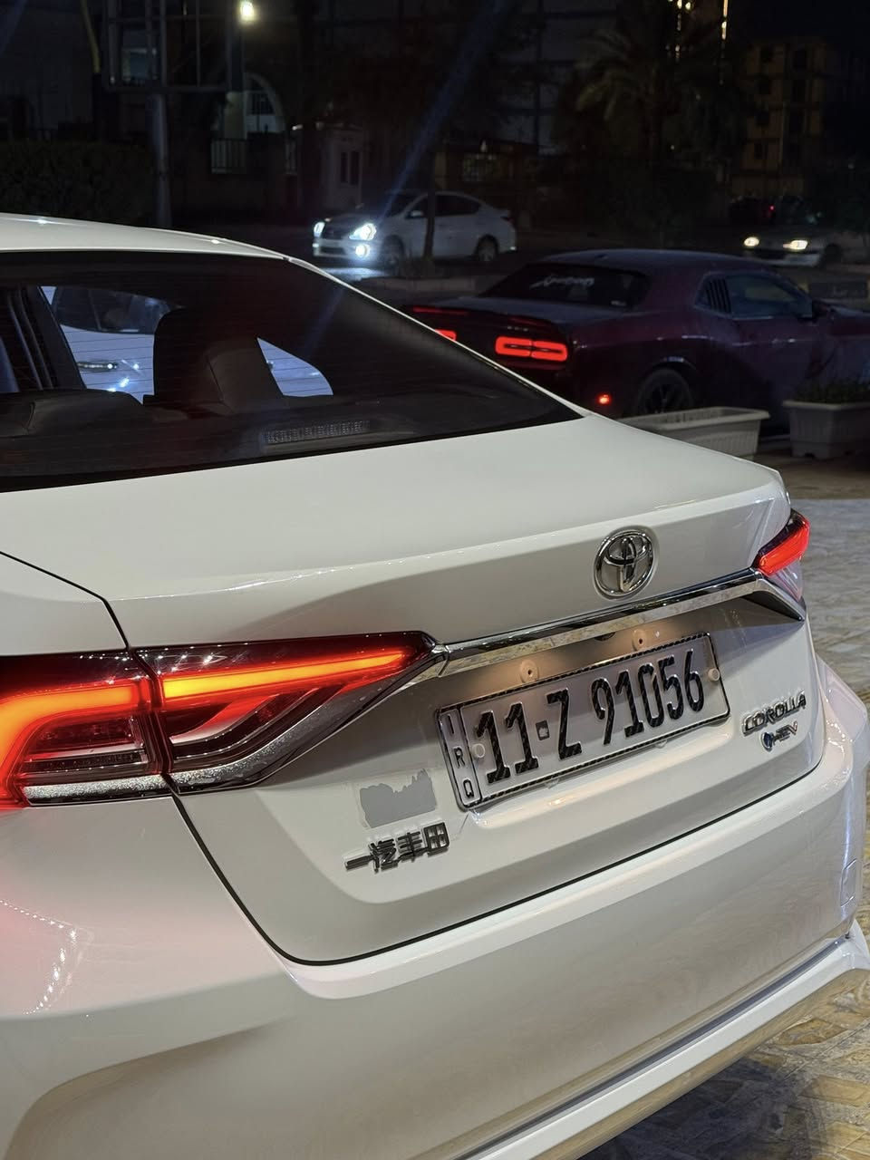 تويوتا كورولا 2025 – الشكل الخليجي، 

🔥🔥🔥🔥السعر  15/400$

⚡ مواصفات كورولا الأعلى فئة والأرقى تجهيزًا: ⚡

• 🔥 محرك 1800 هايبرد – قوة ناعمة واستهلاك وقود مثالي
• فتحة سقف بانورامية سلايد – رفاهية سماوية
•راحة وتحكم بدون مجهود
• مقاعد جلد فاخرة 
 واقيات جانبية 
•تبريد أمامي وخلفي (قطعتين) 
• رادار + تحديد مسار + قيادة شبه ذاتية – 
• تحكم ذكي من المقود – قيادة أسهل وأكثر مرونة
• زينون أمامي + LED خلفي – 
• دخول ذكي + تشغيل بصمة – بدون مفتاح،
• عداد شاشة ديجيتال بالكامل – 
• شاشة متعددة الوظائف – 
•كاميرا خلفية – رؤية دقيقة عند الرجوع
الاتصال***********
