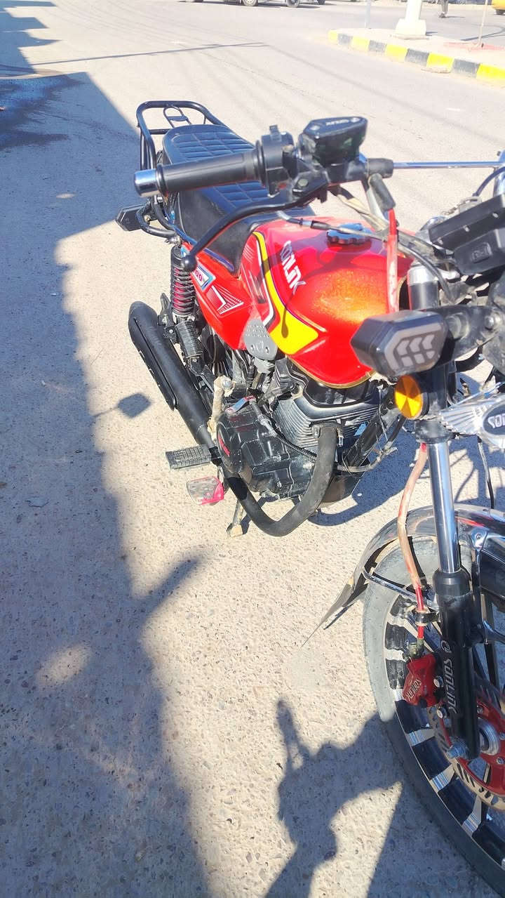 السلام عليكم
إيراني سونلك ٢٠٢٥ ضاغطه وزنجيل
دراجه كلش نضيفه
السعر ٨٥٠ وبيها مجال بسيط كلش
للتواصل ***********
أو زورونا عند معرض مهندس للدراجات
سامراء حي سكك
