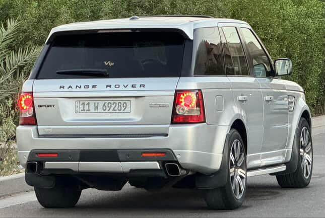 Range Rover Sport

 2012. رانج روفر سبورت HSE

محرك 8 سلندر بدون سوبر المرغوب

رقم بغداد الجديد 

المواصفات 
- بصمة ابواب
- ⁠ بصمة تشغيل
-  فتحة سقف سلايد
-   داخل لونين قرميدي +اسود+ صاج
-  شاشة 
  كامره خلفيه
-  كشنات جلد 
كشنات  كهرباء
-  حساسات اصطفاف امامي / خلفي
- كاميرا 360 درجه
-  كشنات ميموري خزن
-  مري قلاب
    شفط كهرباء
 صندوك كهرباء
-  هاند بريك بصمة كهربائي
- منظومة زينون داينامك متحرك
-  سستم صوت Harman kardon 
-  ثلاجة بلجكمجه
  تبريد قطعتين 
-  صندوق كهرباء شفط
-  ستيرن كهرباء 
 تحكمات ستيرن
السياره جاهزه وحلوه  شوفتها احلى بالواقع

سياره وارد امريكي حادثه فقط جاملغ بدون دواخل وبلعراق صار بيه تقريبا 5 قطعه رش صبغ بسبب جراد ابيع حزام

((السعر 133)))
السعر بي مجال بسيط
العنوان / المنصور  او الغزاليه
(للاستفسار)
(***********)
(***********) بغداد, العراق
