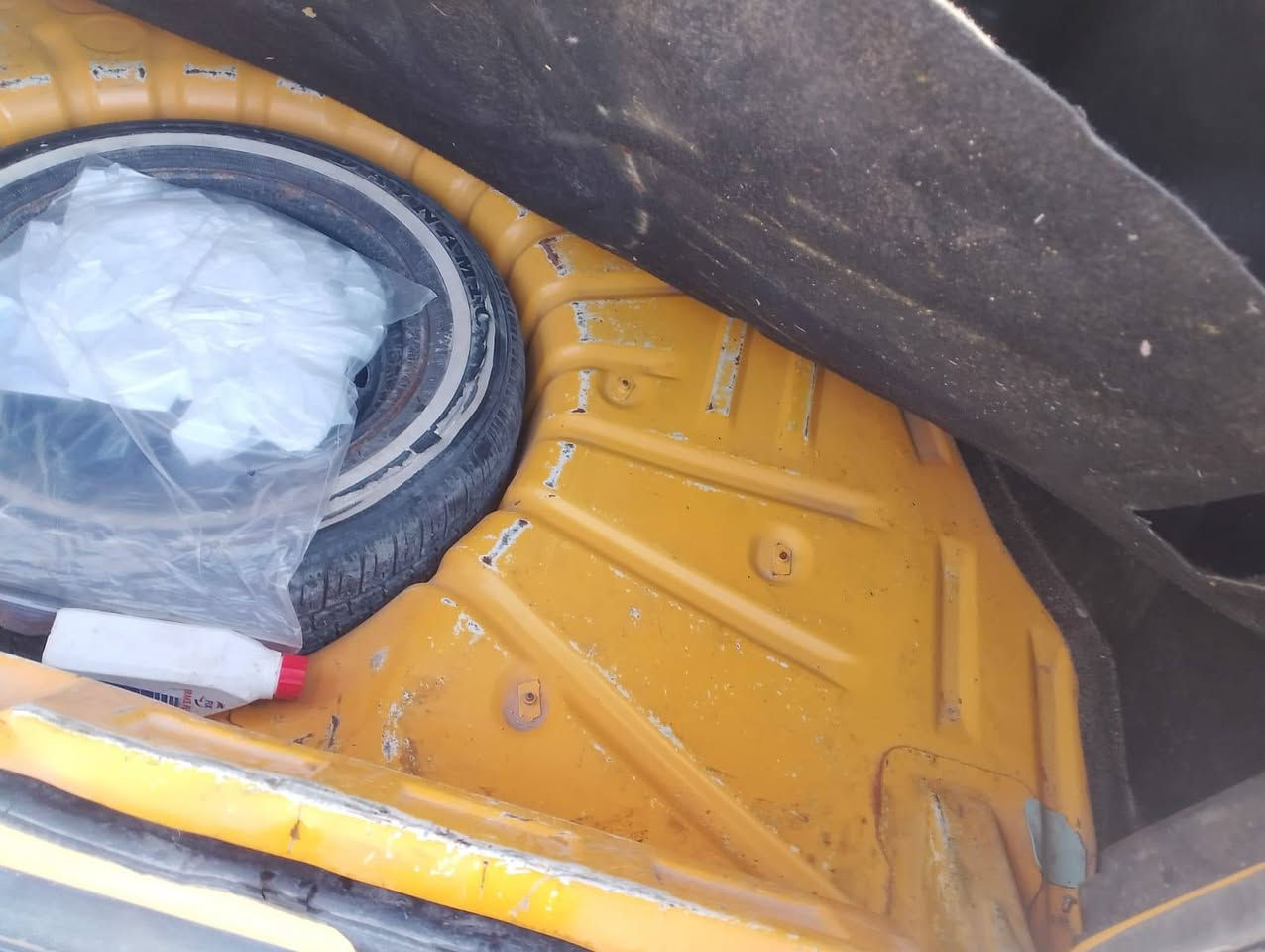 سلا عليكم ورحمة سايبه 2018
سياره جاهزه وحلوه مكينه وكير مكفولات صدر جديد
بيه ضربه بل بجم بس لغوده سالمات واحد من شواصي طاك واحد بلادي وبيه معجون بل قماره كد شبر تكمه سالمات سعر ٣٣وبيه مجال


**إذا كنت صاحب هذا الإعلان وتريد حذفه لأي سبب، رجاءا أرسل رسالة إلى الدعم الفني**