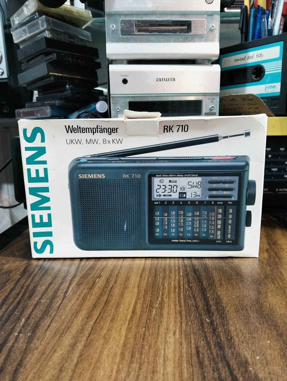 راديو سيمني الاماني
إنتاج المانيا تاريخ الصناعه 1992
جهاز جديد بالكارتون مع جميع الاوراق والكتلوك 
مع سماعة الأذن الاصليه وحافظة الجهاز الاصليه 
متعدد الموجات 10 موجات مع FM 
يعمل باتري قلم عدد 3 
يوجد فديو بالمنشور يوضح التشغيل 
للحجز المراسله على الخاص


**إذا كنت صاحب هذا الإعلان وتريد حذفه لأي سبب، رجاءا أرسل رسالة إلى الدعم الفني**