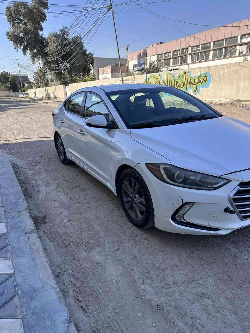 هونداي النترا  موديل 2018 وارد امريكي حادثها جاملغ وبنيد  بدون دواخل. وبيها صبغ صفحتين اثر تكشير وطخات بسيطه . ابيع حزام . تبريد تخم تاير صدر خير من الله 
شاشه وكامره وتحكمات . مكان السياره بغداد .السعر 98$ وبيها مجال  باسمي تحويل مباشر . الاتصال على الرقم 
***********
