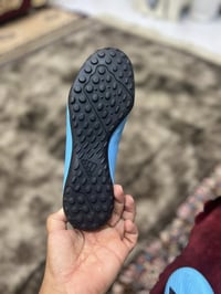 اديداس اصلي بالة  نظيف جدا  القياس 41 السعر 40 شامل التوصيل  للحجز 077...