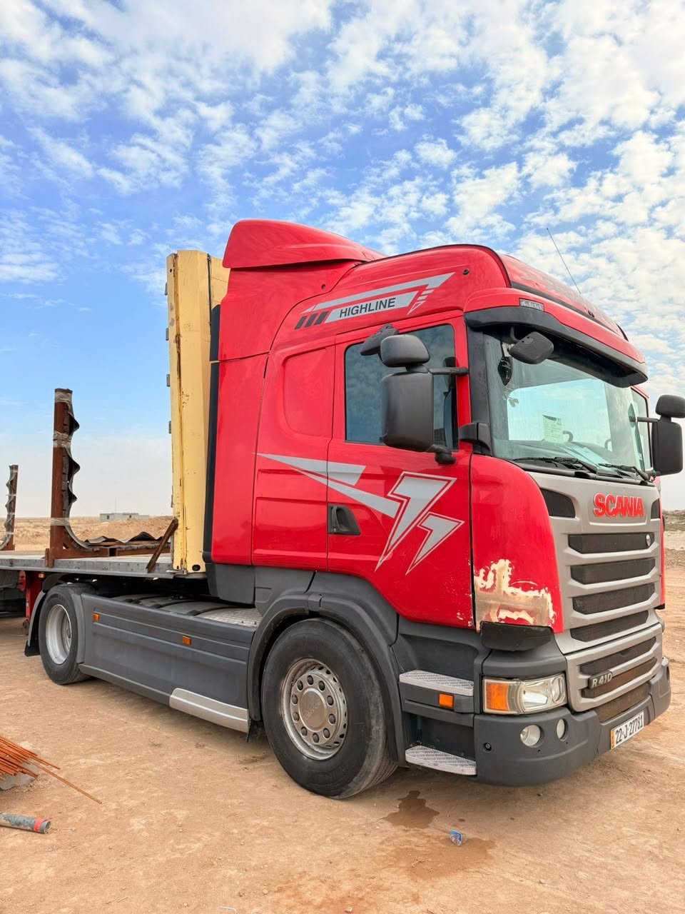 السلام عليكم للبيع اسكان يا موديل 15 عربانه شمتز موديل 15 (***********
