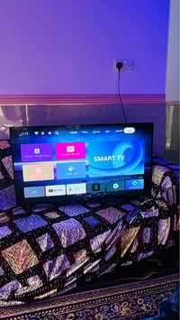 شاشة كروان • ٤٣ بوصة • خدش طفيف