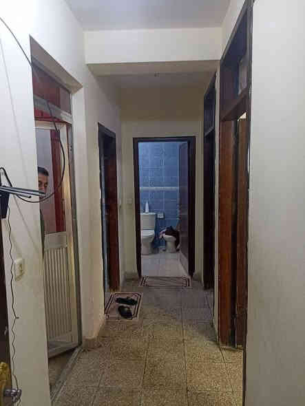 السلام عليكم شقه لبيع مساحه 100 متر مجمع الحمر طابق الاول الشقه مطلوبه 8 ملايين ويتم خصم مبلغ من السعر القسط مالتها 49 الف بشهر مصفره كهرباء ماء 
السعر 80 مليون 
الاتصال على رقم 
***********
