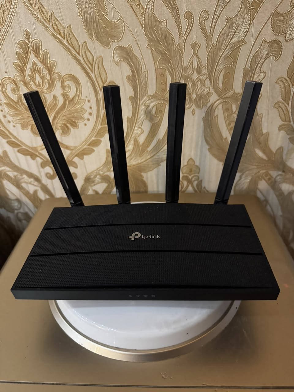 شاشة 55 تفاصيلها بالصورة 300 الف 
مايكرويف جديد 75 الف 
راوتر 40 الف 
الي يأخذ الأغراض كلها ما نختلف


**إذا كنت صاحب هذا الإعلان وتريد حذفه لأي سبب، رجاءا أرسل رسالة إلى الدعم الفني**