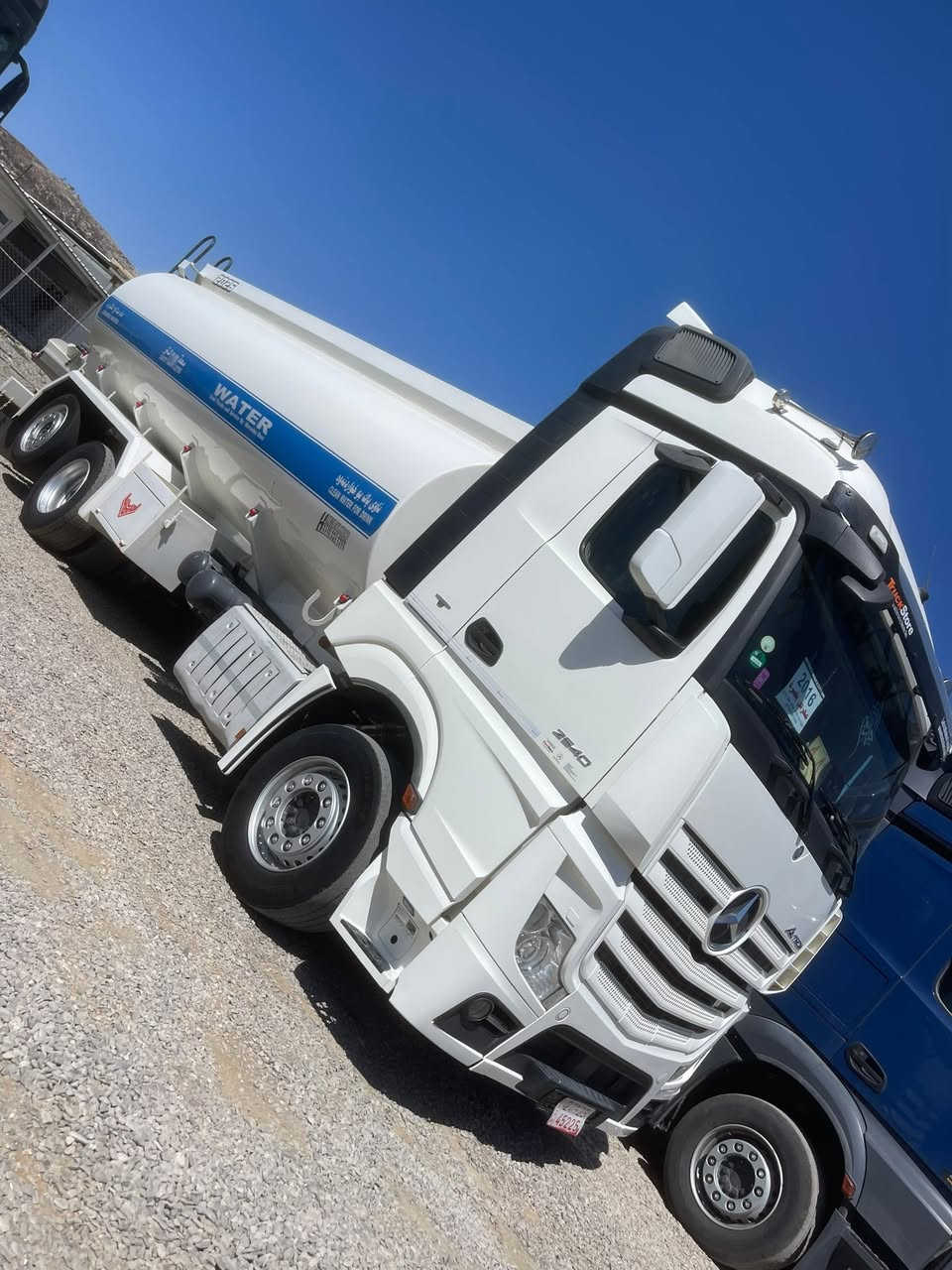 Actros 2017. 2540.  مقفول فول مواصفات عنوان السليمانية  ***********
