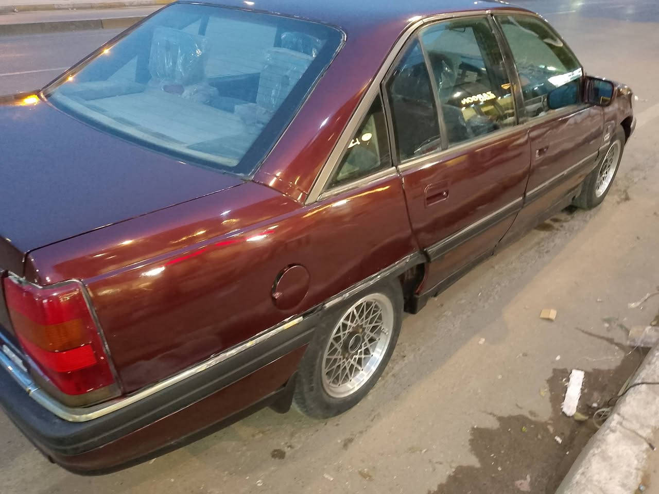 السلام عليكم عندي أوبل اوميكةموديل 93رقم انبار سيارة جديد بمعةمعمرة درجة رقم واحد متواجد في بغداد حي العدل شارع الأسواق المركزية رقم الهاتف ***********والثاني ***********
