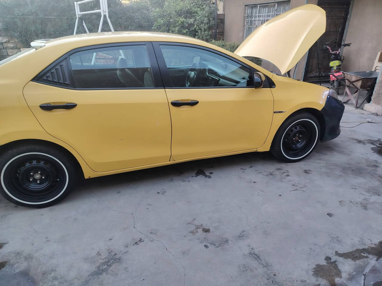 السلام عليكم من رخصه الادمن كورلا ٢٠١٤ كندي محدثه ١٩ داخل وخارج محرك وكير حاويه مكفولات صدر تخم تاير دوشمه كله تمام حادثه صندوك فقط مكفوله من فتح اي قطعه سعره ١١٨ مكاني بغداد مقابل مخابز باب الاغا رقمي ***********
