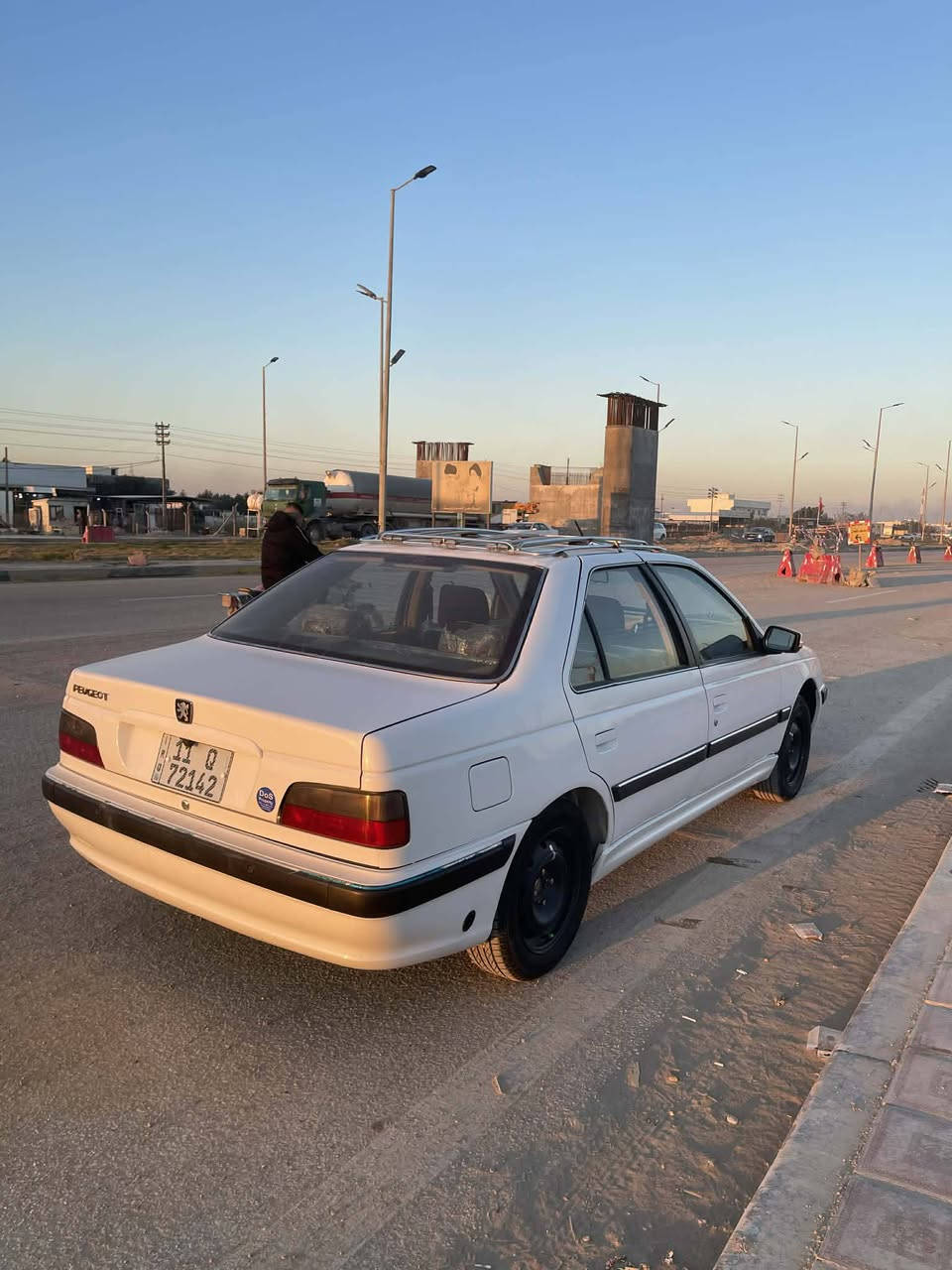 السلام عليكم بيجو بارس موديل 24 ماشيه 27الف حره تحويل ثاني يوم منضومه غاز ام 60 بيه جاملغ وباب تبديل وباقي التفاصيل داخل الفيديو السعر 72وبيه مجال بسيط العنوان واسط الكوت مركز المدينه شراي اتصل عل رقم اني مكلف بل نشر الرقم ***********
