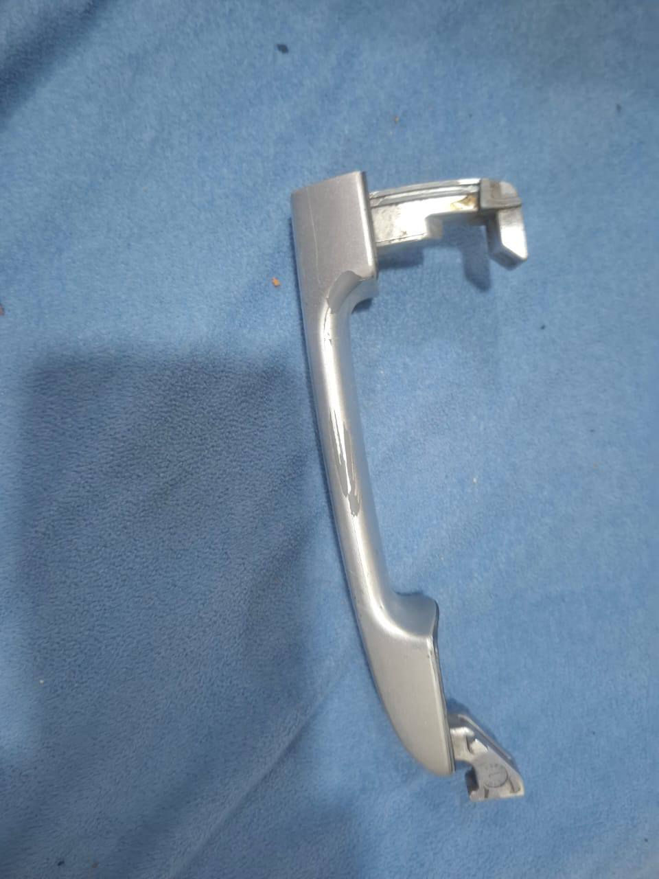 ادوات سيراتو للبيع الي يريد يتصل على الرقم *********** مكانهم ديوانية قضاء الشاميه
