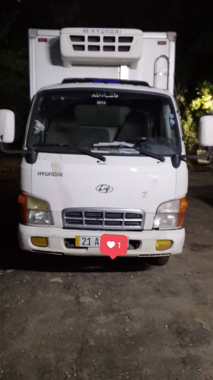 سياره موديل 2013 محرك ابلدي تبريد قماره ثلاجه شغالات  تخم تاير سياره كافه النظافه الاتصال ***********\\\\***********
