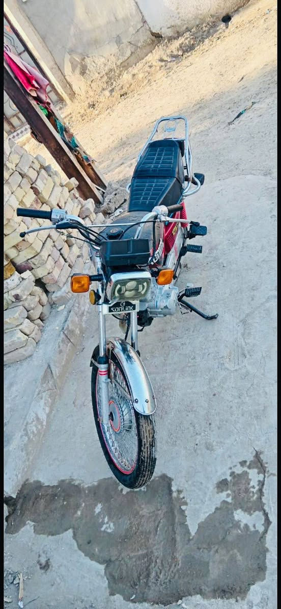 سلام عليكم شباب دراجه سونك 2022 مكفوله اوراق.  ما مفتوحه بلاديه كهربائيات مكاني بابل لحمزا لغربي سعرها 450 وبيها مجال قليل ***********
