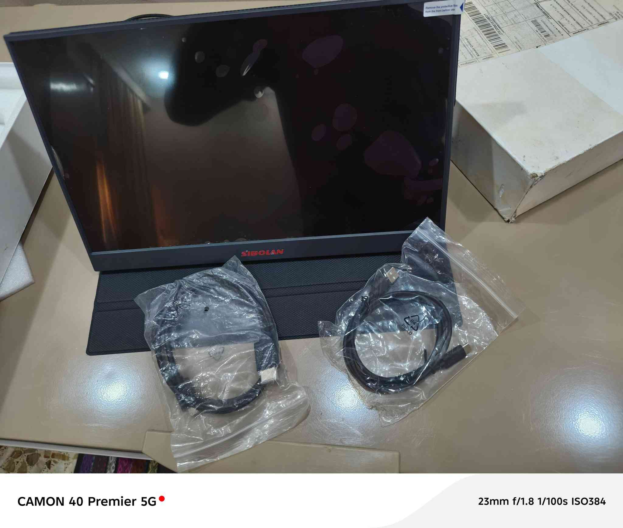 السلام عليكم شاشه جديد متنقله لدراسه والالعاب البلي وغيرها الوضوح 4k
السعر 75 وبيه مجال
***********
***********
